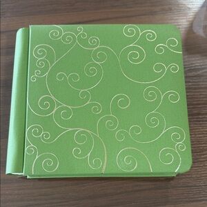 Green Swirl Embossed Photo Album